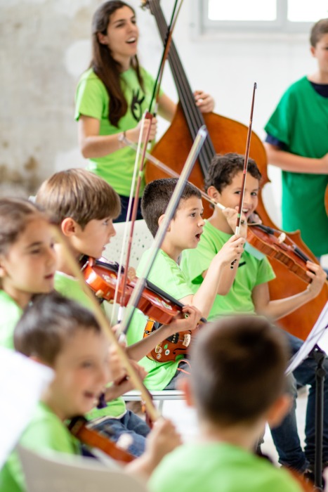 0-favoritun-mercado-persa-orquesta-escuela-may.-18