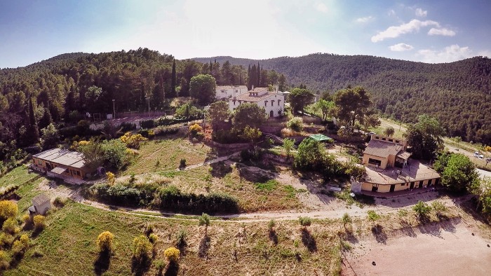 El Roure ja és escola oficial / El Roure ya es escuela oficial / El Roure is now official school